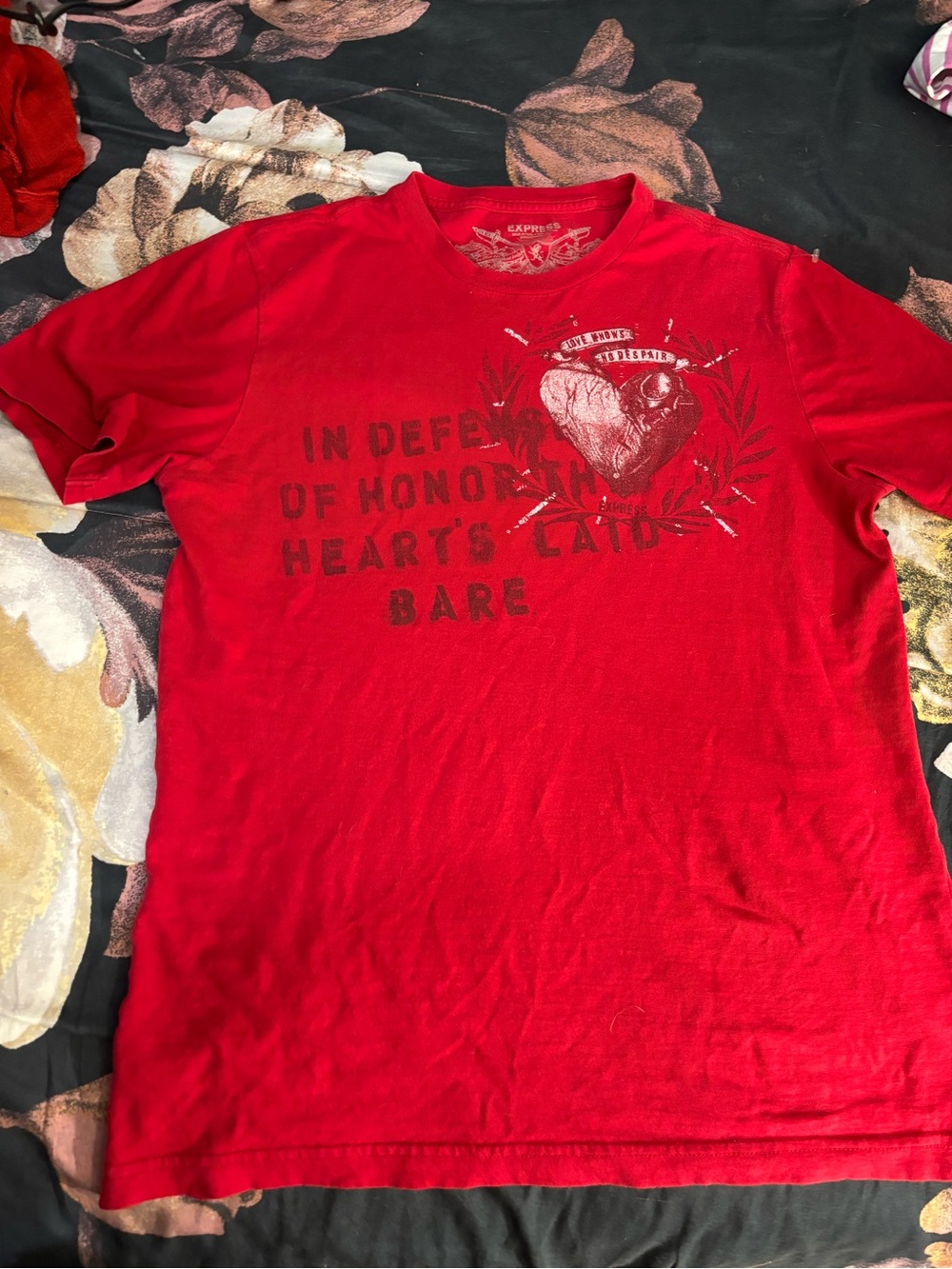 Express Red Short-Sleeve Graphic Tee with Heart Emblem